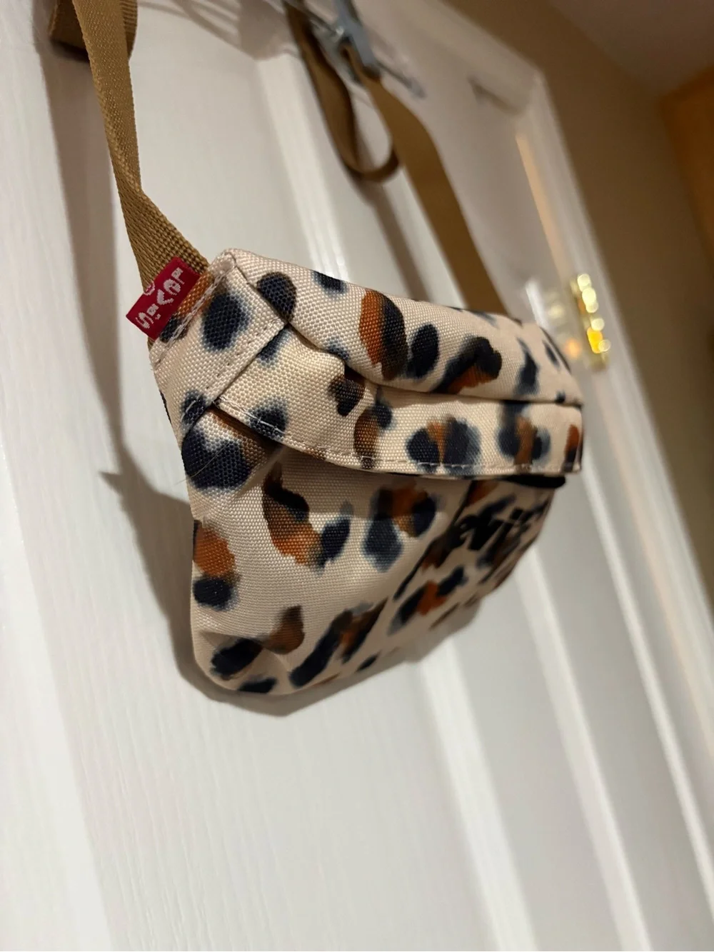 Levis levi crossbody